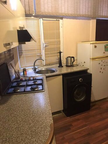 Uzunmüddətli kirayə mənzillər: Nəsimi rayonu,28 may metrosu,28 Mollun yanında yerləşən3 mərtəbəli — 8