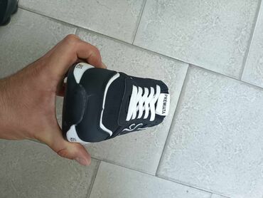 Women's Sneakers and athletic shoes: 45 — 11