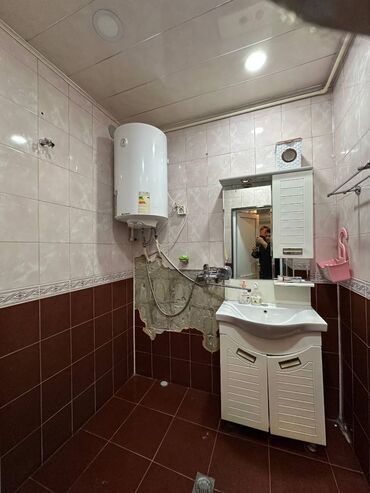 Köhnə tikili: Bakı, 4 otaqlı, Köhnə tikili, 110 kv. m — 6