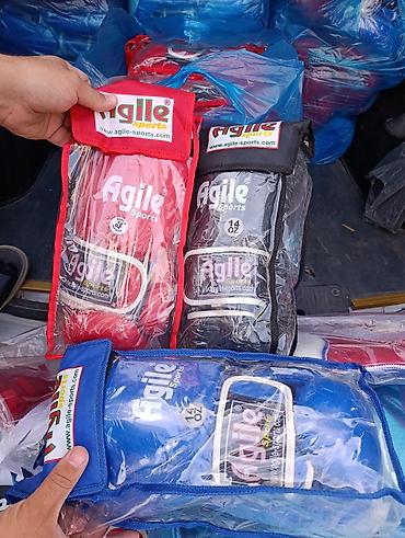 boks kaska: Boks əlcəyi, Kask, Lapa, taekvondo qarinnigi. Anbar boşaldılır! — 2