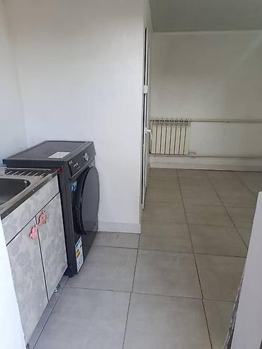 Сдается квартира в частном доме 1 комната, с прихожей, где есть