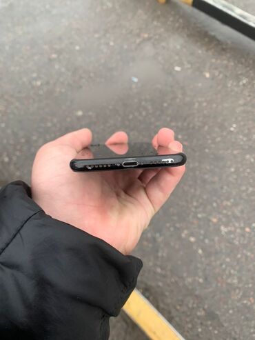 телефон москва: IPhone 7, Б/у, 256 ГБ, Черный, 100 %