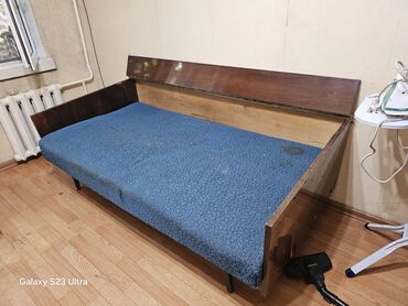 двухспальная кроват: Кровать, Б/у