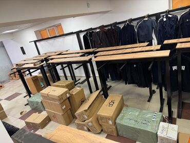 Стеллажи: Островные каркасы/чтилажи/столы для выкладки товара из хромированной — 11