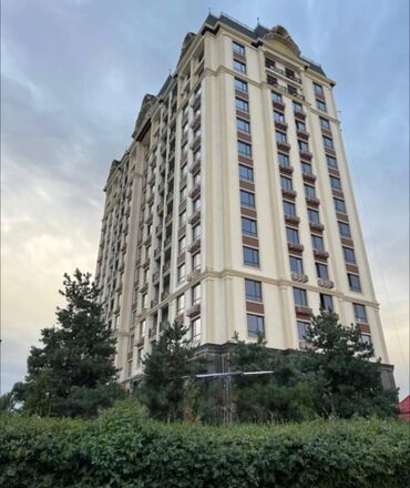 помешение под кафе: 1 бөлмө, 62 кв. м, Элитка, 13 кабат, ПСО (өзү оңдоп түзөтүп бүтүү үчүн)