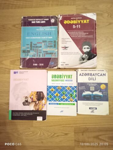 Azərbaycan dili: Kitablar normal vəziyyətdədir bəzilərinin içində qeydlər var