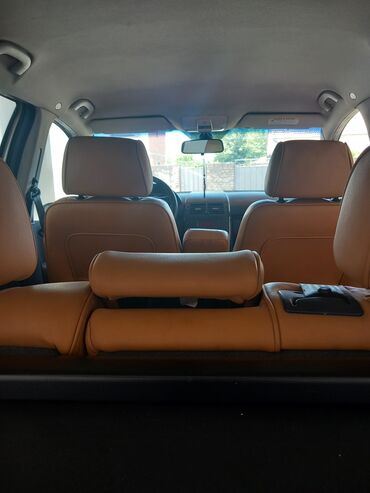 Mercedes-Benz: Mercedes-Benz A-klasa (W169) – 5 vrata, srebrna boja Karakteristike i — 9