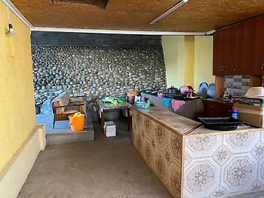 Продажа коттеджей и домов: Дом с благоустроенным двором и навесом 🏡 Продаётся уютный двухэтажный — 16