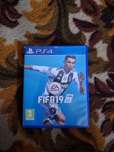 практический курс китайского языка 2 часть: FIFA 19, английский язык, состояние хорошее