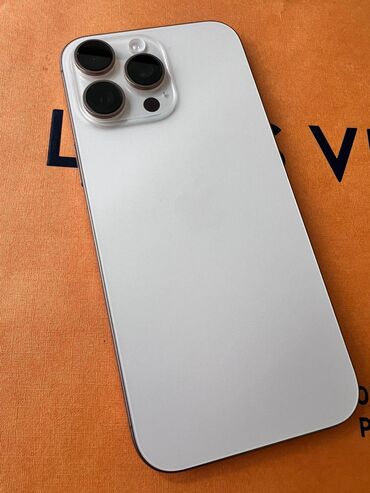 lightning кабель: IPhone 16 Pro Max, Колдонулган, 256 ГБ, White Titanium, Куту, 94 %
