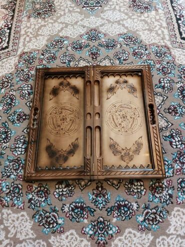 Nərdlər: Nərd Nerd Nərd Nerd Qoz ağacından hazırlanmış əl işi olan diplomat — 11