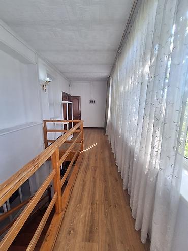 Долгосрочная аренда домов: 300 м², 6 комнат и более — 14