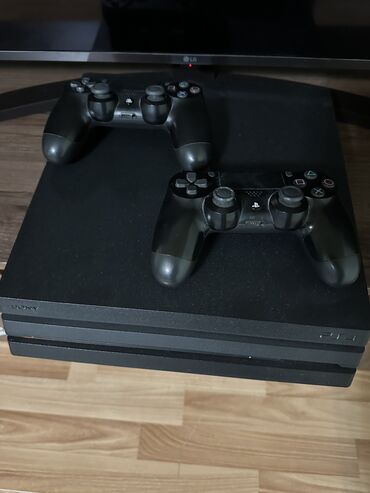 сони плейтейшин: Sony playstation 4 про в аренду 3 игры