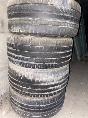 Шины: 245*40r18