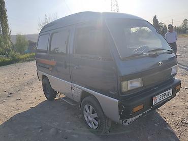 Daewoo Damas: 1994 г., 0.8 л, Механика, Бензин, Минивэн