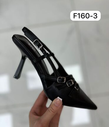 теплая обувь: Туфли 40, цвет - Черный