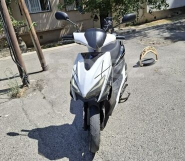 - NNB JIANSHE 2023, 50 sm3, 2023 il, 8000 km