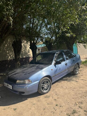 продам срочно машину: Daewoo Nexia: 2007 г., 1.5 л, Механика, Газ, Седан