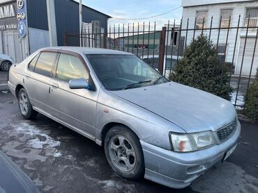 Nissan: Nissan Bluebird: 2000 г., 2 л, Вариатор, Бензин, Седан