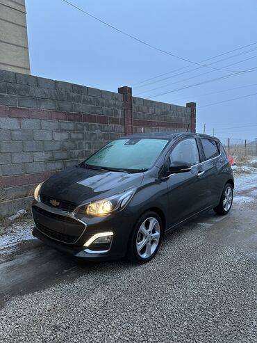 Chevrolet: Chevrolet Spark: 2018 г., 1 л, Вариатор, Бензин, Седан