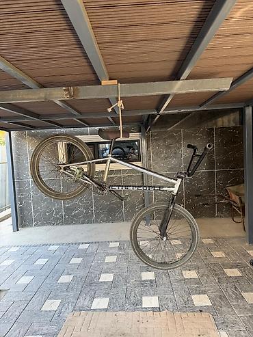 бмикс: BMX велосипед, Рама M (156 - 178 см), Б/у — 1