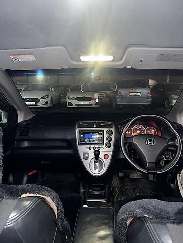 Honda: Honda Civic: 2003 г., 1.7 л, Вариатор, Бензин, Хэтчбэк — 8