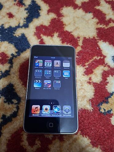 mp3 плеер apple ipod: Apple iPod touch (3‑е поколение), 8 ГБ - Портативный мультимедийный — 1