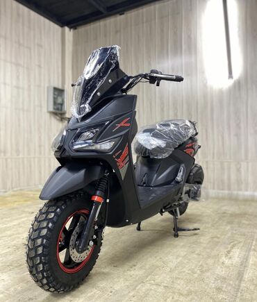 suzuki мотоцикл: Скутер Suzuki, Бензин, Новый, В рассрочку
