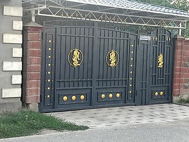 Распашные ворота: Металлические ворота с калиткой - Тип: распашные/раздвижные уличные — 9