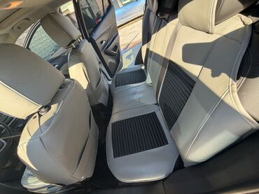 Opel: Opel Mokka X – kompakt krossover Xüsusiyyətlər: - Korpus: 5 qapılı — 9