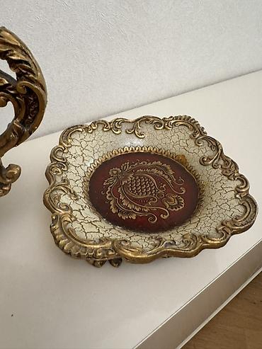 dik fanerka: Keramika qablar satılır.Çox səliqəli istifadə olunub heç bir sınığı — 3