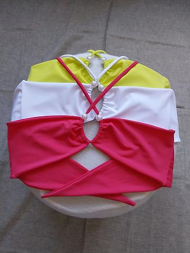 tech komplet: Ženski bikini set – bandeau top sa ukrasnim perlama i gaćicama sa — 5