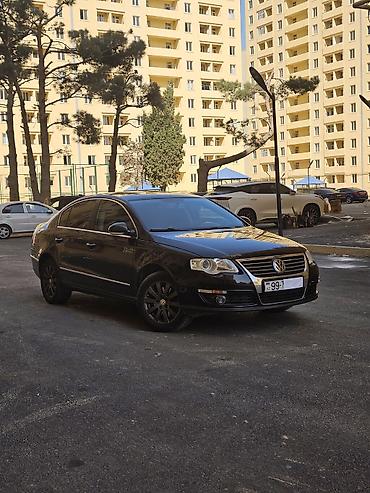 Volkswagen: Volkswagen Passat: 1.8 l | 2010 il Sedan — 12