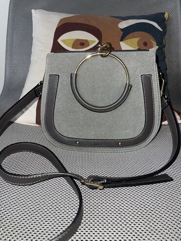 privesci za kljuceve: Shoulder bag, Chloé, Material: Faux leather