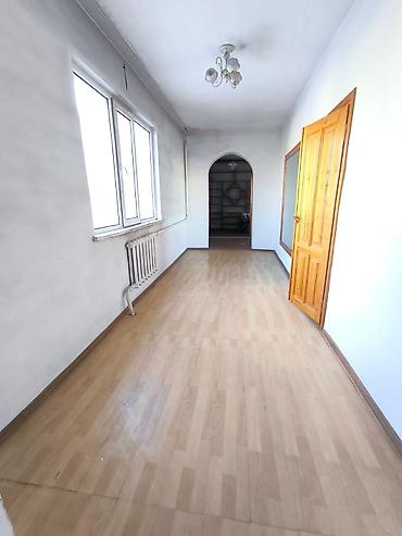 Үйлөр: 4 бөлмө, 173 м², 6 соток, Бишкек, Жумушчу Шаарча Менчик ээси — 2