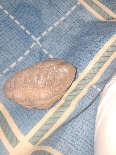 Dekorativ daşlar: Məhsul: Toplanmış təbii daşlar dəsti Təsvir: - Fərqli ölçü və — 10