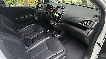 Chevrolet: Chevrolet Spark: 2017 г., 0.1 л, Вариатор, Бензин, Хэтчбэк — 8