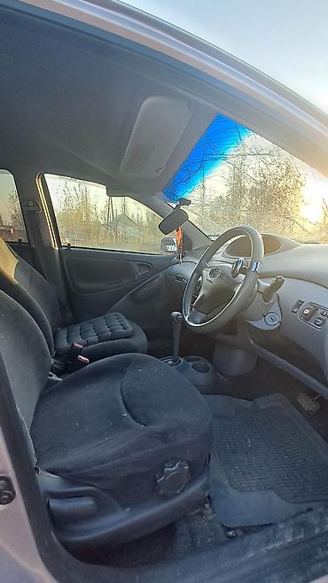 honda nsx: Toyota Vitz: 2001 г., 1.3 л, Автомат, Бензин, Хэтчбэк — 6