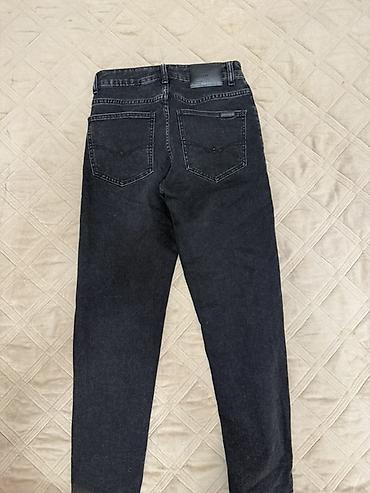 зеленые джинсы мужские: Джинсы мужские DENIM, цвет графит/черный washed. Очень качественные — 4
