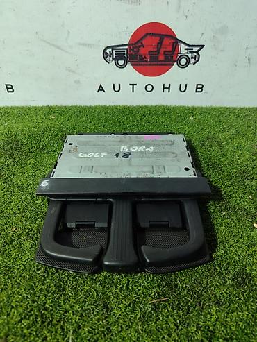 Подстаканник Volkswagen Golf MK4 1.8 1998 (б/у) Оригинальный