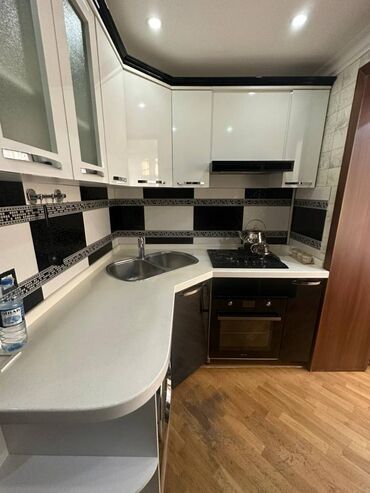 Uzunmüddətli kirayə mənzillər: Sumqayıt şəhəri,12 nömrəli məktəbin və M.Hüseynzadə adına stadionun — 4