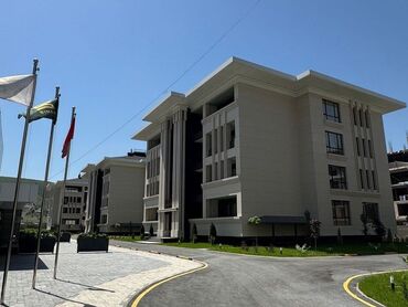 сдаю кв на долгий срок: 4 комнаты, 205 м², Элитка, 5 этаж, ПСО (под самоотделку)