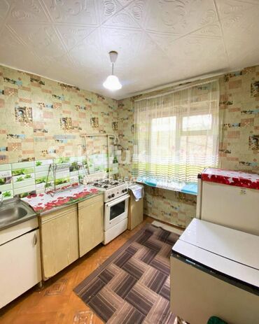 недостроенные дома в бишкеке: 2 бөлмө, 42 кв. м, 104-серия, 3 кабат