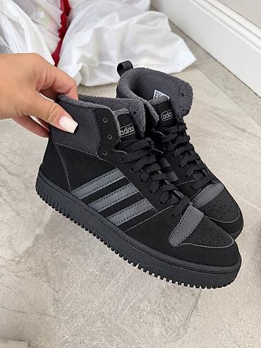 Айымдардын бут кийими: Батинкелер, 36, 36.5, 37, Adidas, Колдонулган, түсү - Боз — 4