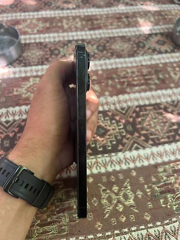 2 ci el 14 pro max: IPhone 14 Pro Max, 256 GB, Qara, Simsiz şarj — 2