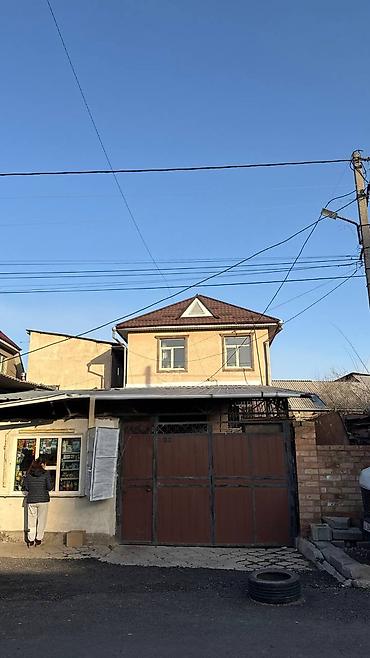 Продажа коттеджей и домов: 📍ул. Логвиненко 🔘5-комнат 🔘2 этажа 🔘140м² Продаётся двухэтажный — 2