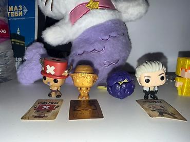 Коллекционные мини-фигурки One Piece + карточки kinder joi колобарация