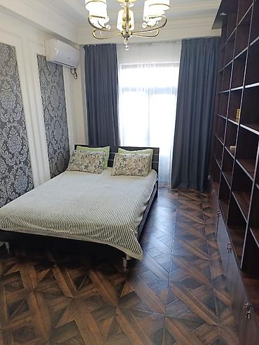 Посуточная аренда квартир: 3 комнаты, Душевая кабина, Постельное белье, Кондиционер — 5