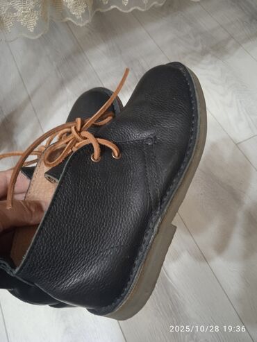 обувь из натуральной кожи: Детские кожаные ботинки-чукка - Размер: 32 (маркировка внутри) -