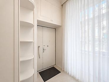 divan fabrikası: İcarəyə verilir 2 otaqlı köhnə tikili 80 m², Sahil m. Kateqoriya — 10